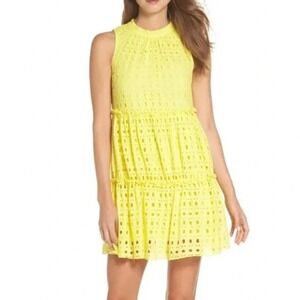 Lilly Pulitzer Yellow Eyelet indira Babydoll Mini Dress Sleeveless Women Size M